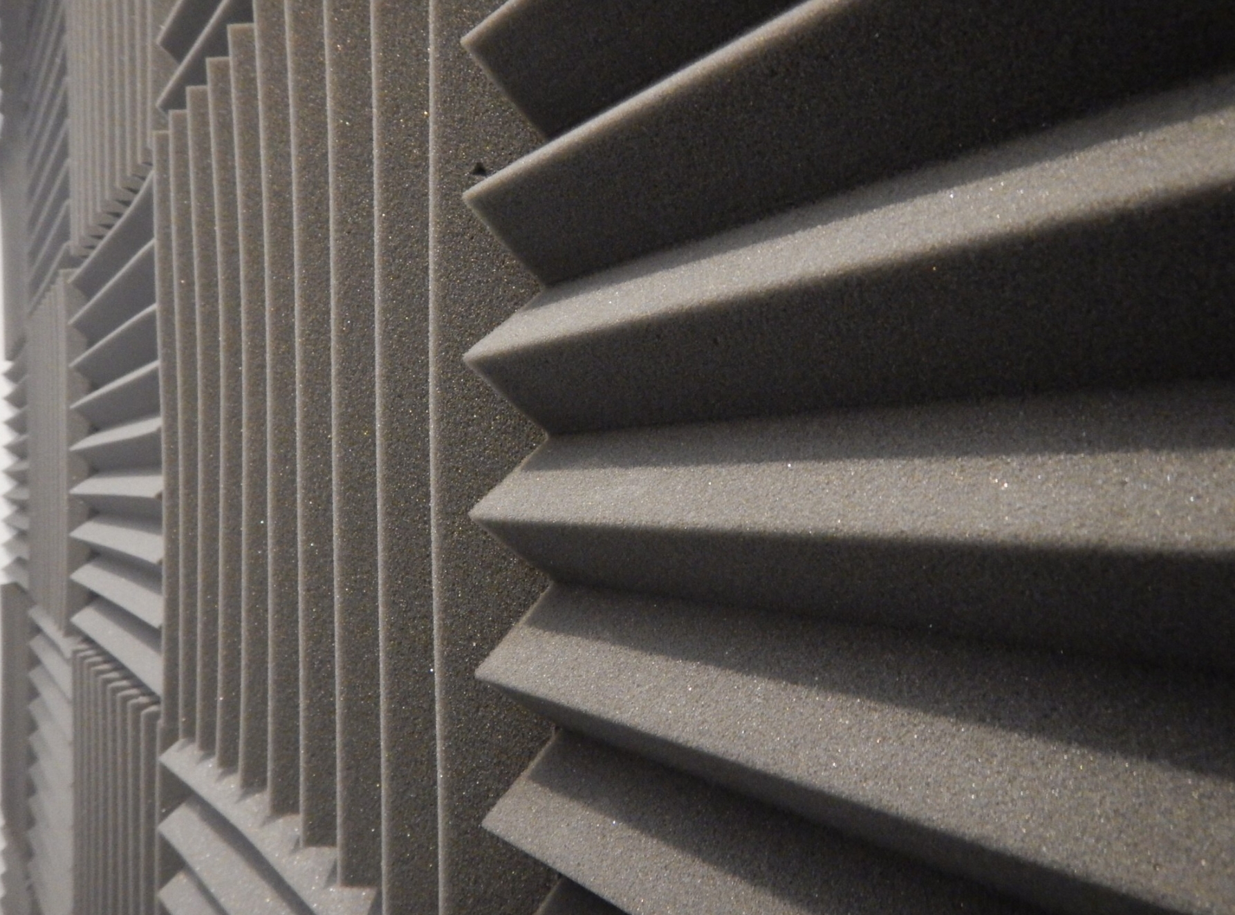 Imagen Placas Insonorizaciones para el Apartado de Insonorizaciones Multiservicios Fortes Motril (Granada)